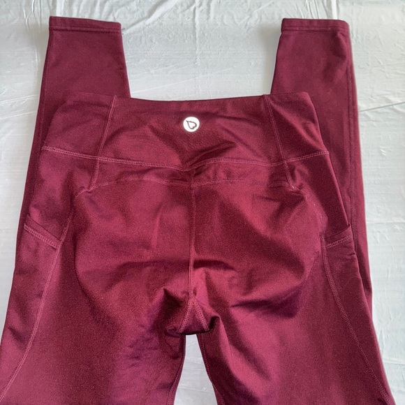 Baleaf Maroon Active Leggings - Picture 4 of 5